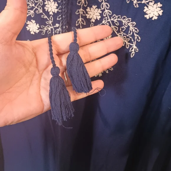 St John's Bay Blue and White Floral Print Short Ruffle Sleeve Top Size L - Picture 6 of 8